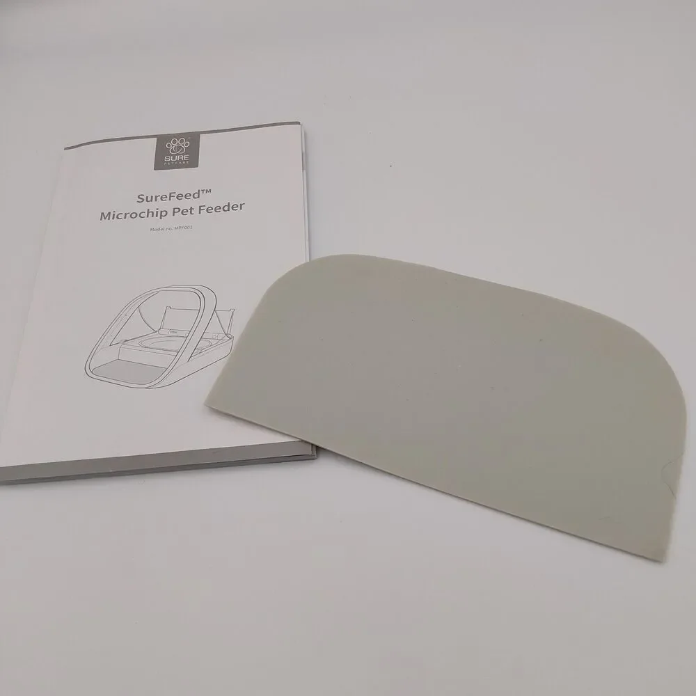 Sure Feet SureFlap Microchip Feeder- 2×Plates, Silicone Mat And Tag